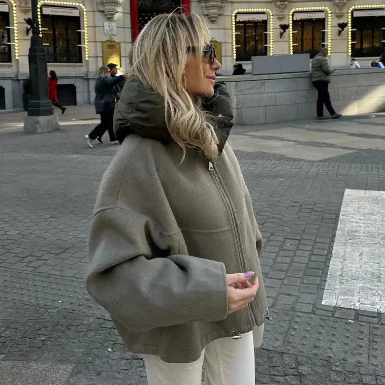 Elise - Veste à capuche élégante pour une sophistication moderne - Image 4